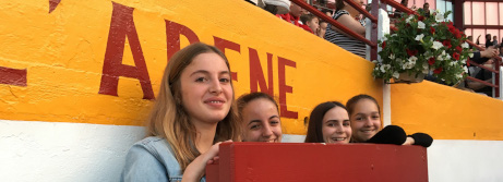 Elèves dans l'arène