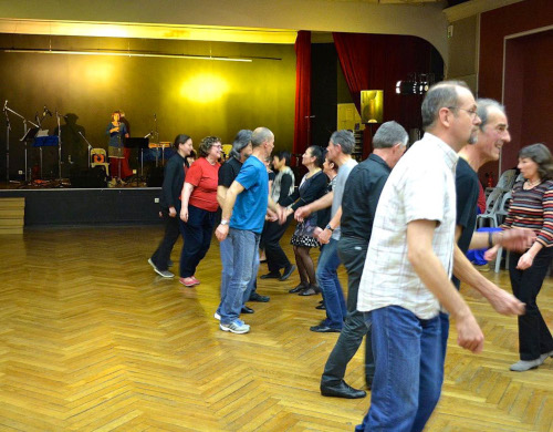 Bourrée durant un bal traditionnel